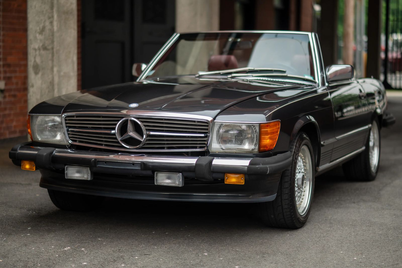 1988 MERCEDES-BENZ 560 SERIES SL 2D COUPE ROADSTER