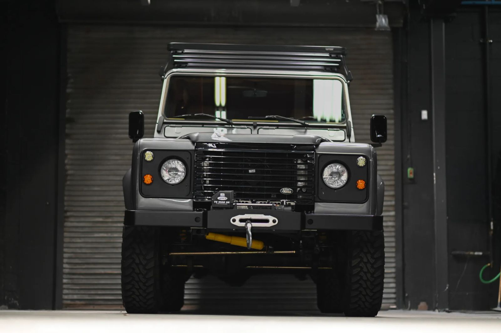 1992 LAND ROVER DEFENDER 110